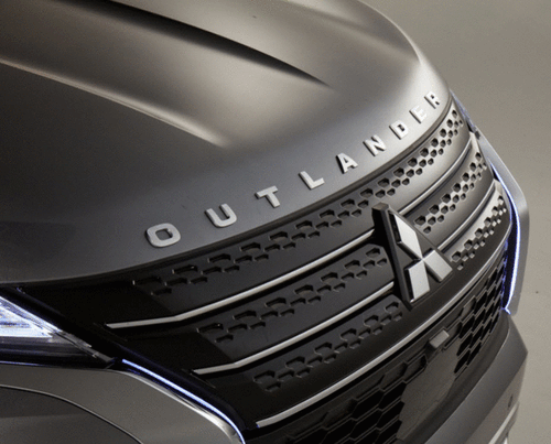 EMBLEMA DE CAPÔ OUTLANDER CROMADO ACETINADO