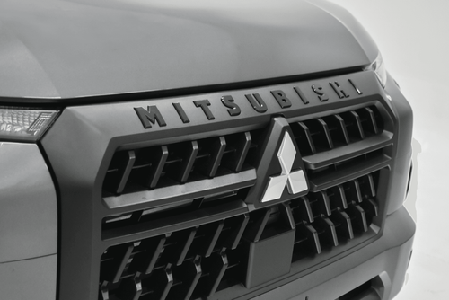 EMBLEMA MITSUBISHI GRADE - BLACK 